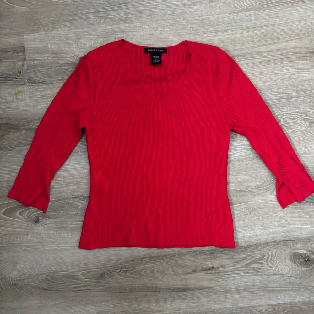 Vintage Ribbed Red V-Neck Fitted 3/4 Sleeve Top with Slit Detail Y2K